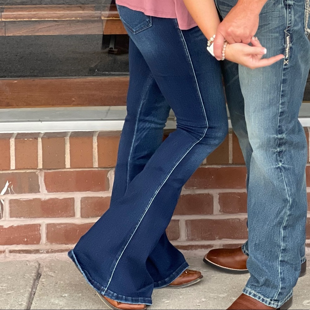 KanCan Flare Jeans